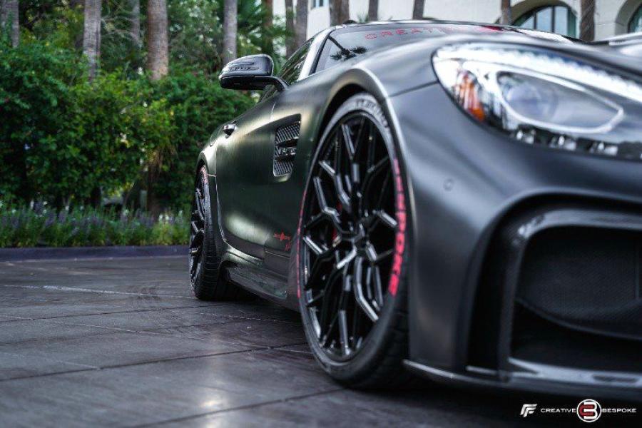 Детали экстерьера Mercedes-AMG GT S by Creative Bespoke 2019 года  (фото 17 из 93)